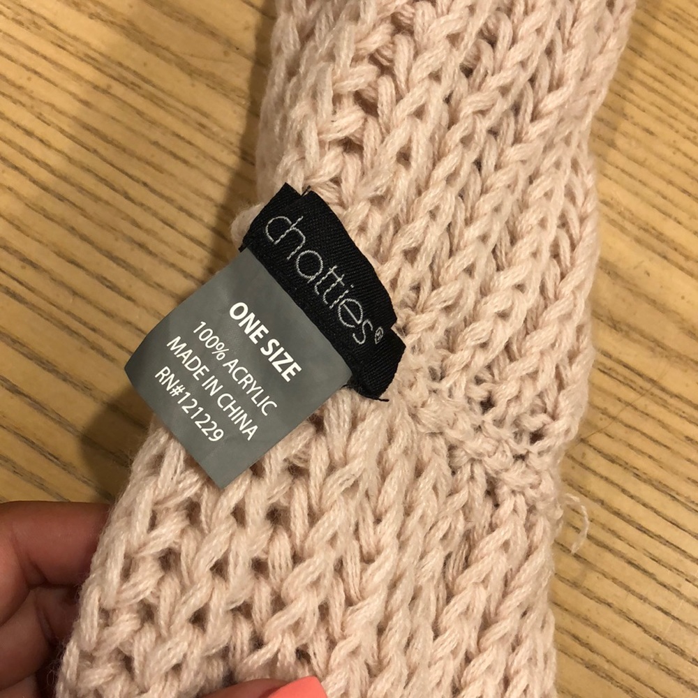 Scarf - Picture 4 of 4